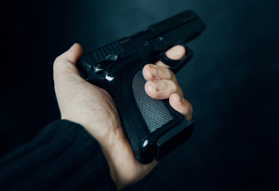 Sou CAC, Posso Viajar de Carro com Minha Arma? Entenda o Que Diz a Lei